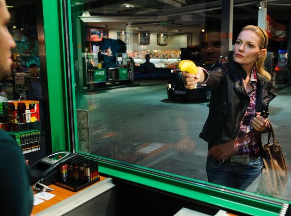 Bild 1 von 20: (2. Staffel) - In \