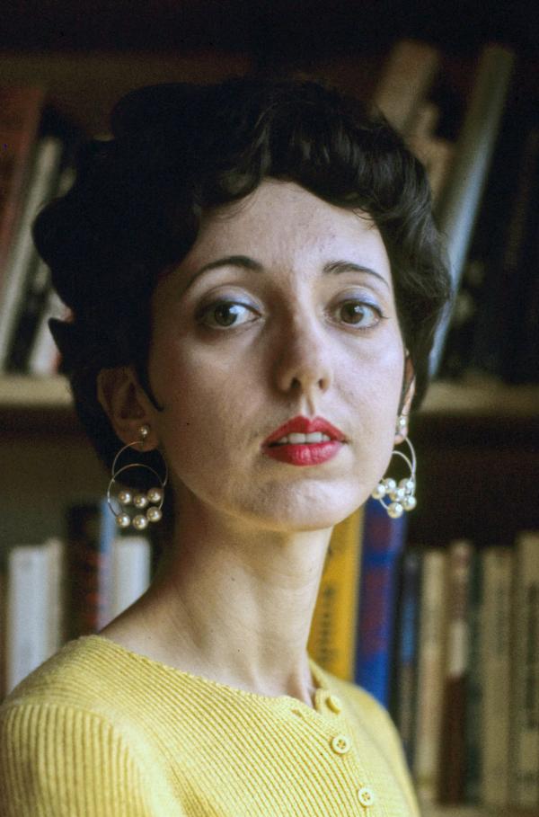 Bild 1 von 3: Joyce Carol Oates gilt als eine der bedeutendsten Schriftstellerinnen Amerikas und genießt weltweite Anerkennung für ihr herausragendes literarisches Werk.