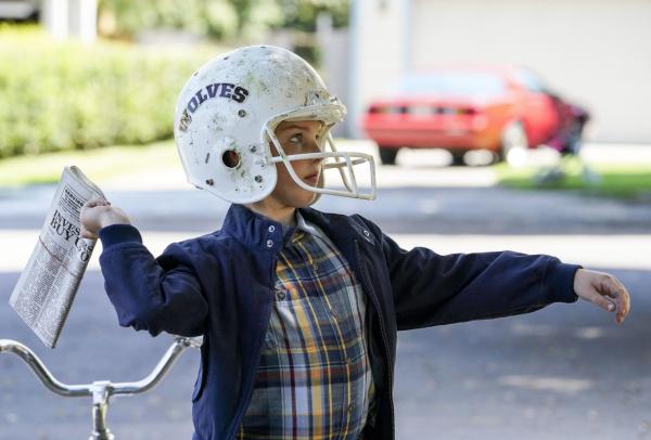 Bild 1 von 13: Sheldon (Iain Armitage)