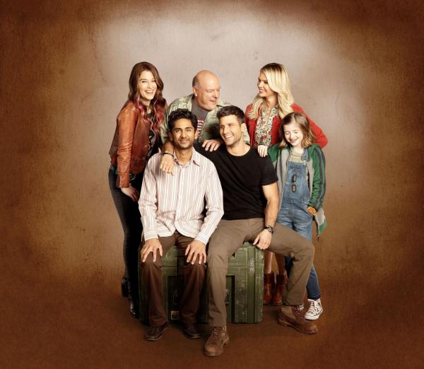 Bild 1 von 16: (1. Staffel) - United States of Al - Artwork