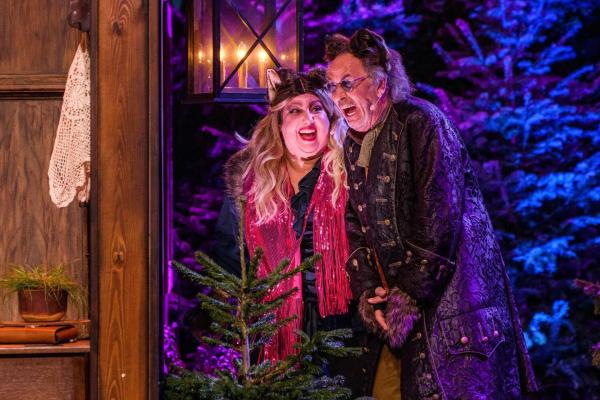 Bild 1 von 13: Meltem Kaptan (l.); Hugo Egon Balder (r.)