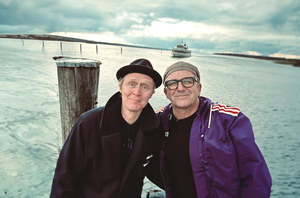 Bild 1 von 1: Schauspieler Hans Sigl (re.) und SWR Moderator Pierre M. Krause