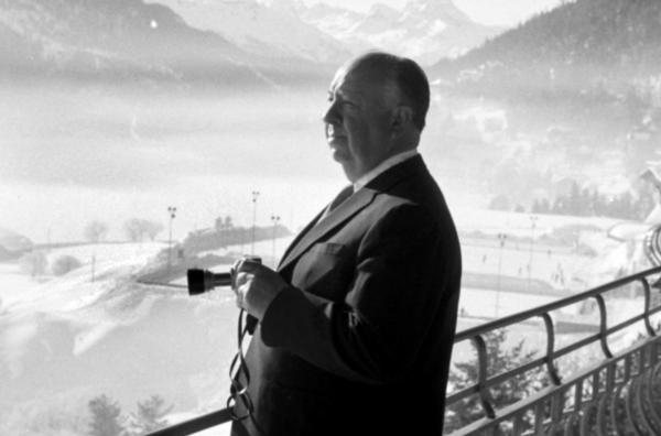 Bild 1 von 4: Einer der berühmtesten und ausdauerndsten Stammgäste in St. Moritz: Meisterregisseur Alfred Hitchcock. Über 30 Jahre verbrachte er hier die Winter - immer in derselben Suite.