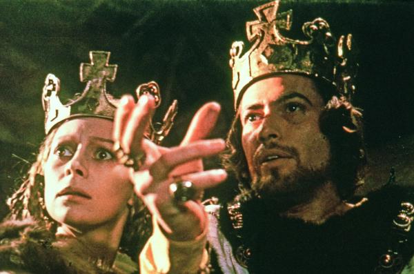 Bild 1 von 3: Lady Macbeth (Francesca Annis) und Macbeth (Jon Finch) spüren, wie das Schicksal sich gegen sie wendet.