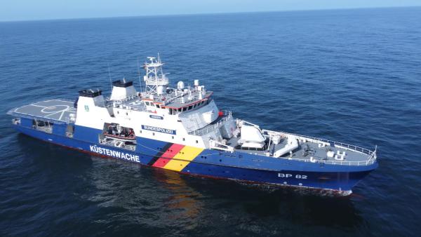 Bild 1 von 3: Die BP82 Bamberg und ihre Besatzung brechen zu einer sechstägigen Streifenfahrt auf.