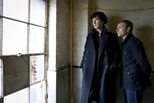 Bild 1 von 4: Sherlock Holmes (Benedict Cumberbatch, l.); Dr. John Watson (Martin Freeman, r.)