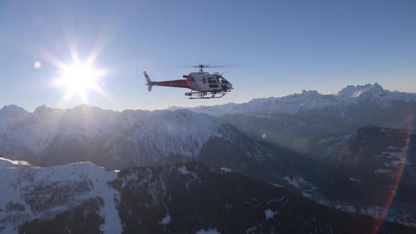 Bild 1 von 2: In der Luft