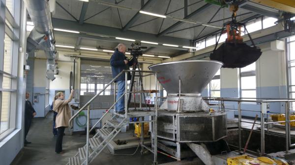 Bild 1 von 9: Dreharbeiten in der Moorküche