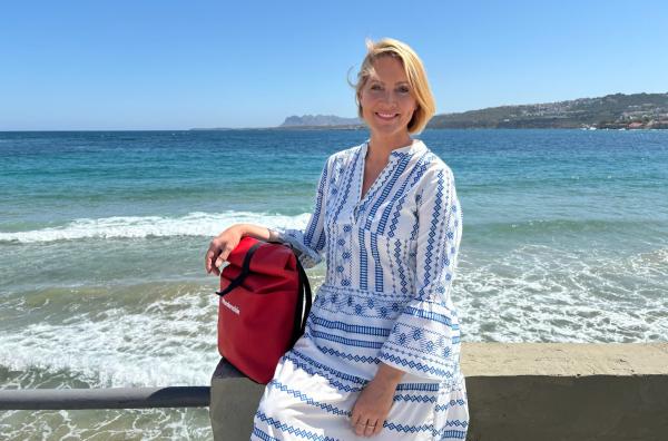 Bild 1 von 3: Wer Kreta wirklich echt und authentisch erleben will, für den ist die Nebensaison eine gute Alternative. Moderatorin Judith Rakers erlebt auf der Suche nach Geheimtipps und unentdeckten Flecken eine Sehnsuchtsinsel, wie sie viele gar nicht kennen.