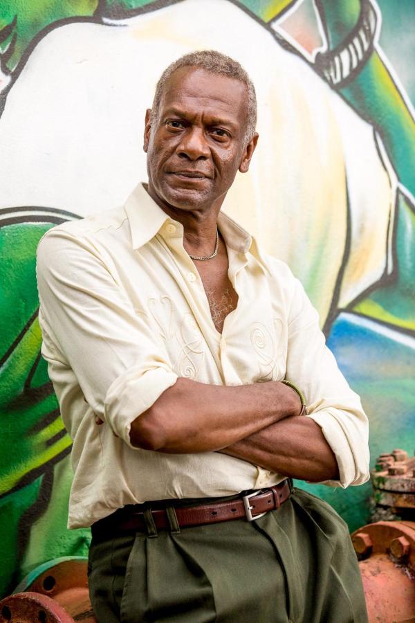 Bild 1 von 2: Im Bild: Errol Trotman Harewood (Bunny Hicks)