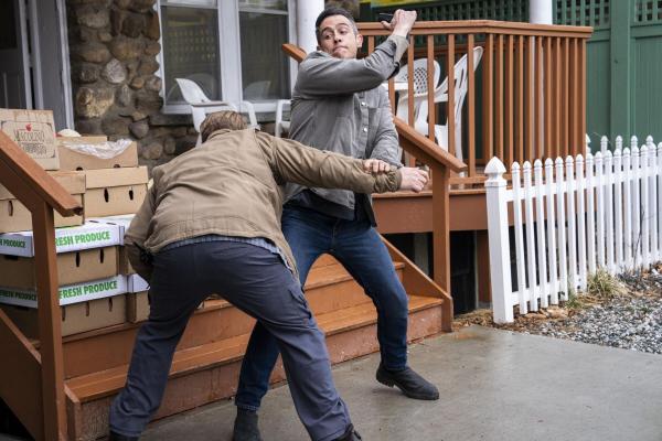 Bild 1 von 6: FBI SA Stuart Scola (John Boyd, r.)