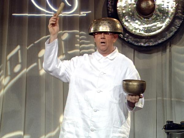 Bild 1 von 1: Auftritt des niederländischen Künstlers Hans Liberg im Münchner Schlachthof. Erstausstrahlung am 22.10.1997.