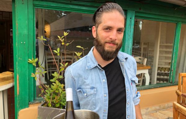 Bild 1 von 1: Tarik Hamdanieh erfüllte sich seinen Traum und übernahm das traditionsreiche Restaurant \