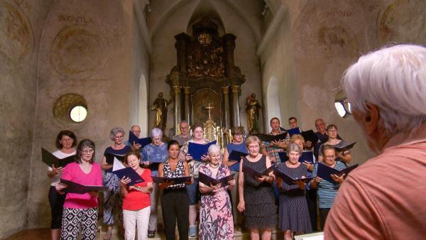 Bild 1 von 24: Im Bild: Albert Neumayer und der \
