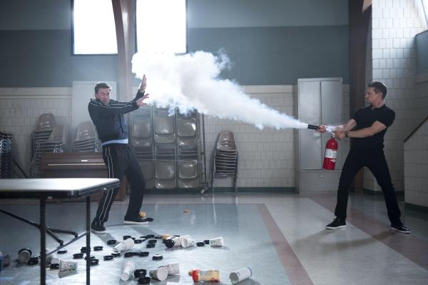 Bild 1 von 10: Bob Callahan (Jon Hamm, l.); Jerry Pierce (Jeremy Renner, r.)