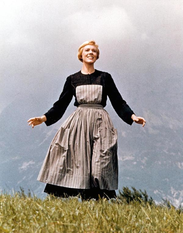 Bild 1 von 4: Im Bild: 1964: Schauspielerin Julie Andrews im Film \