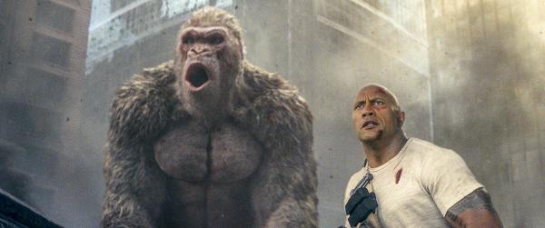 Bild 1 von 25: Im Bild: Dwayne 'The Rock' Johnson (Davis Okoye).