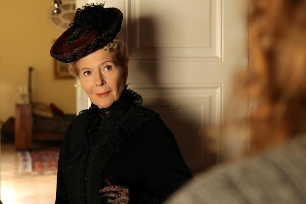 Bild 1 von 55: Im Bild: Christiane Hörbiger (Gräfin).