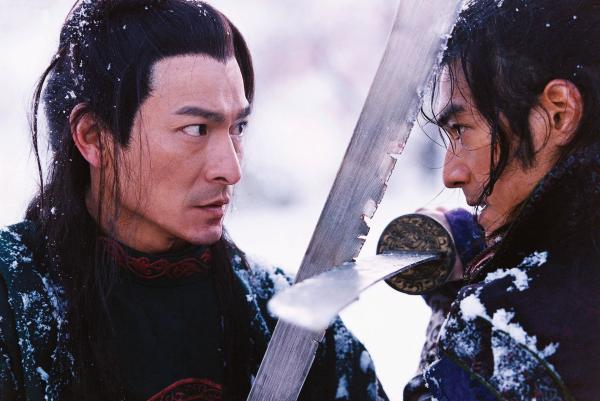 Bild 1 von 19: Zwischen den beiden Polizisten Leo (Andy Lau, l.) und Jin (Takashi Kaneshiro, r.) entbrennt ein Kampf auf Leben und Tod ...