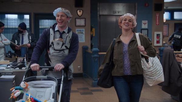 Bild 1 von 16: Jake Peralta (Andy Samberg, l.); Amy Santiago (Melissa Fumero, r.)