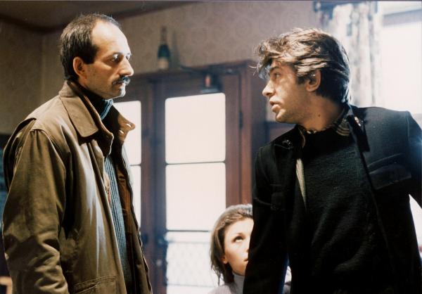 Bild 1 von 12: Im Bild: Peter Vogel (Adolf Kottan), Liliana Nelska (Silvia Koronek), Hanno Pöschl (Beschina).