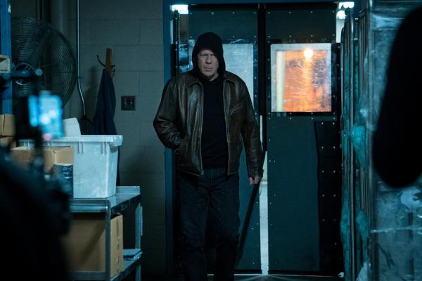 Bild 1 von 6: Bruce Willis stars as Paul Kersey in DEATH WISH, a Metro-Goldwyn-Mayer Pictures film.