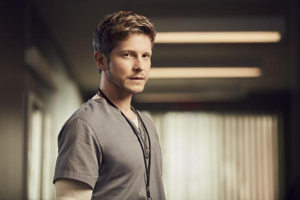 Bild 1 von 16: (1. Staffel) - Der kompetente Dr. Conrad Hawkins (Matt Czuchry) praktiziert auf besonders unkoventionelle Art und Weise ...
