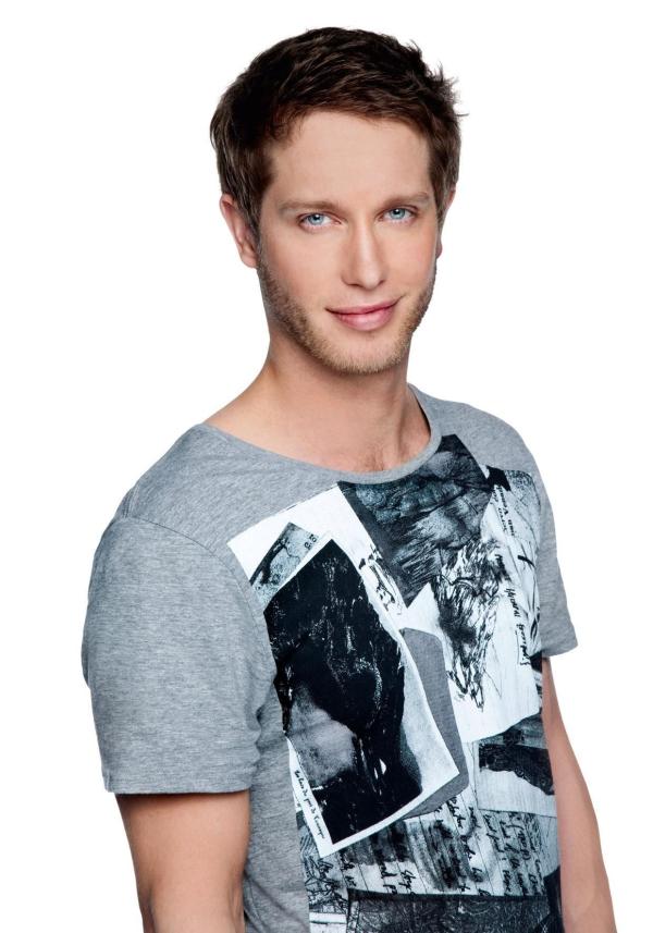 Bild 1 von 24: Steckt gelegentlich in großen Schwierigkeiten: Jojo (Bernhard Bozian) ...