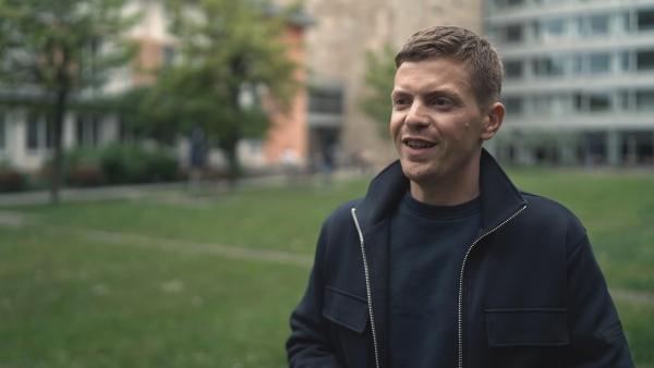 Bild 1 von 9: Im Bild: Ferdinand Hofer (Rolle: Karl-Heinz \