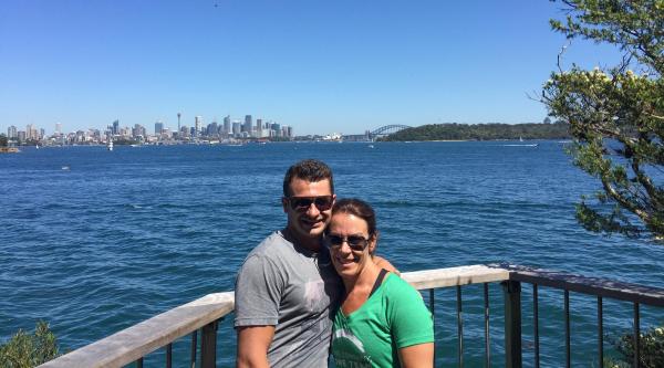 Bild 1 von 7: Im Bild: Melissa Caddick mit Ehemann Anthony Koletti.