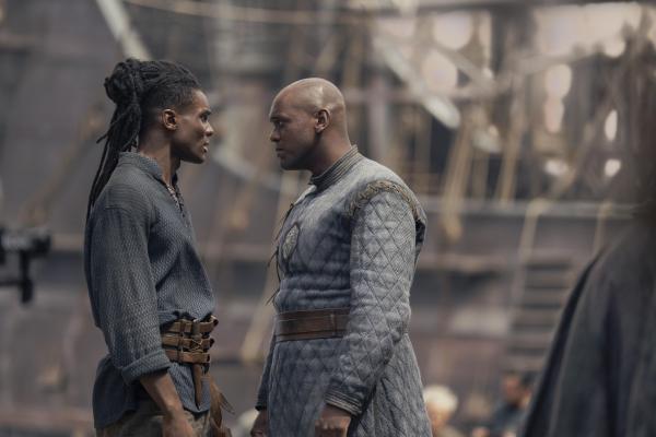 Bild 1 von 17: Alyn of Hull (Abubakar Salim, l.); Addam of Hull (Clinton Liberty, r.)