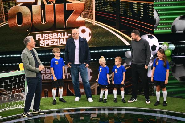 Bild 1 von 14: (v.l.n.r.) Jörg Pilawa; Frank Buschmann; Kevin Großkreutz