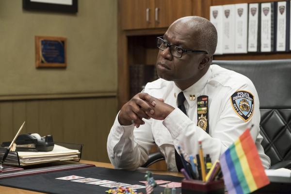 Bild 1 von 12: Captain Ray Holt (André Braugher)