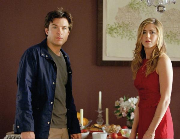 Bild 1 von 3: Wally (Jason Bateman) hat Kassie (Jennifer Aniston) etwas Wichtiges zu sagen - doch der Moment nimmt eine unerwartete Wendung.
