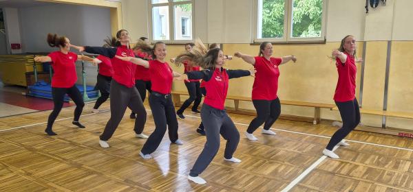 Bild 1 von 6: Der Turn- und Sportverein mit mehreren Tanzgruppen ist der größte Verein im Dorf.