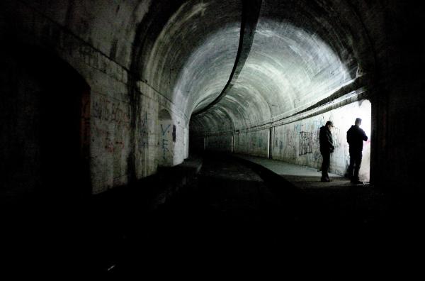 Bild 1 von 3: Niederschlesien, Krzysztofs Heimatregion, ist durchzogen von alten Stollen und Schächten ? die er seit seiner Kindheit erkundet.