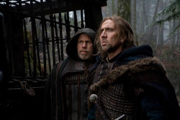 Bild 1 von 1: (Left to right.) Ron Perlman and Nicolas Cage star in Relativity Media?s SEASON OF THE WITCH.