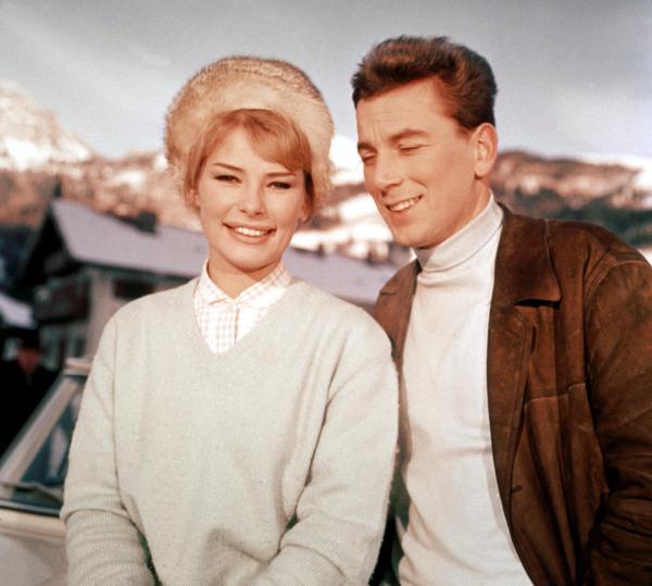 Bild 1 von 5: Im Bild: Vivi Bach (Ev? Dünkelberg), Thomas Alder (Michael Kreithofer).