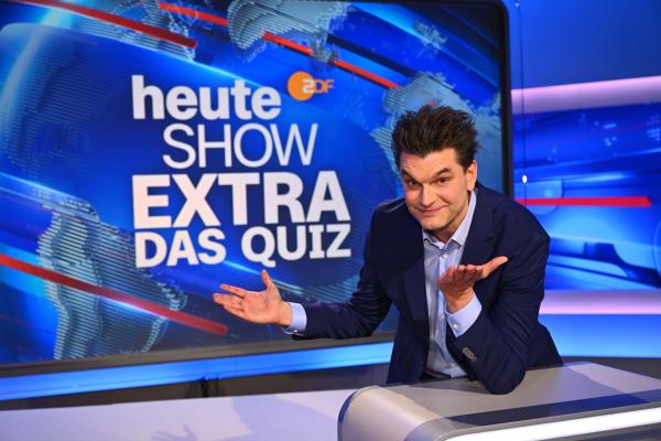 Bild 1 von 10: Lutz van der Horst im Studio seiner Show \