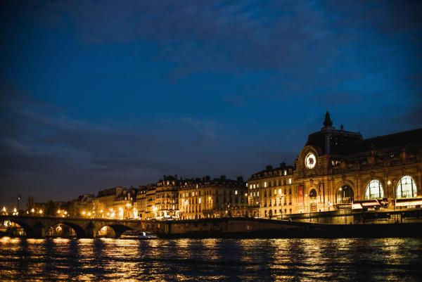 Bild 1 von 4: Im Bild: Das Muse´e d?Orsay an der Seine ist das Flagschiff franzo¨sischer Kunst und beherbergt eine einzigartige Sammlung impressionistischer Bilder.