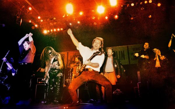 Bild 1 von 3: Joe Coker mit Band in der Deutschlandhalle