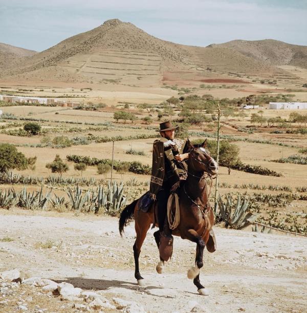 Bild 1 von 4: Monco (Clint Eastwood)