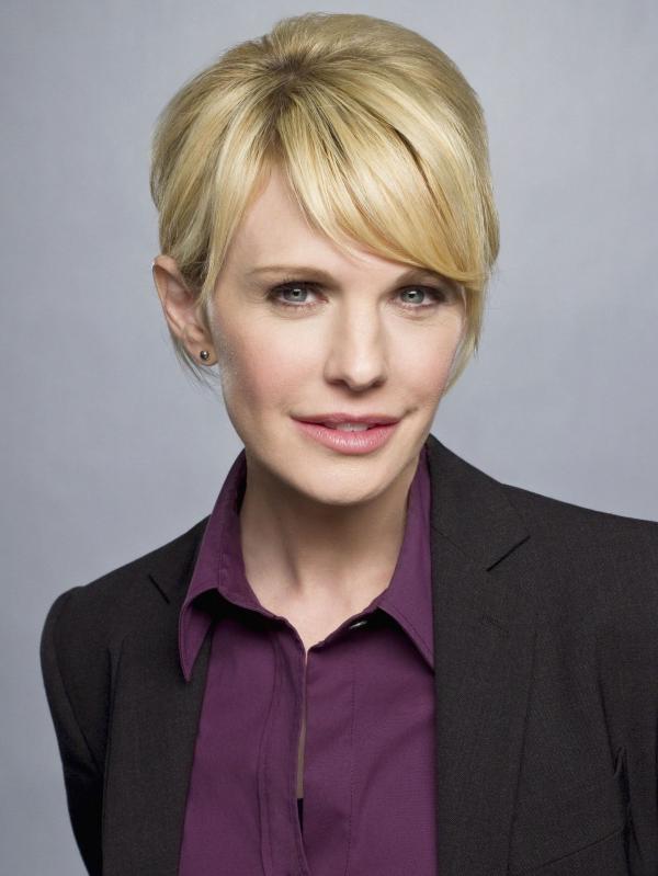 Bild 1 von 19: (7. Staffel) - Lilly Rush (Kathryn Morris) besitzt einen logisch denkenden Verstand und die nötige Wärme, um sowohl ihre Fälle zu lösen, als auch sich in die Hinterbliebenen hineinzuversetzen ...