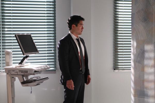 Bild 1 von 10: Bei den Ermittlungen in einem neuen Fall verliert das Team um Cho (Tim Kang) eine Kollegin. Ein schwerer Schlag für alle ...