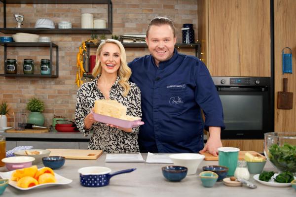 Bild 1 von 12: Im Bild: Silvia Schneider, Richard Rauch (\