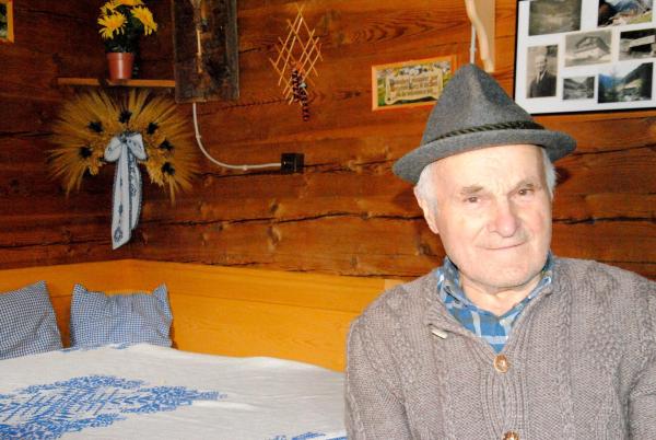 Bild 1 von 5: Im Bild: Altbauer Wallner vulgo Pfeifer.