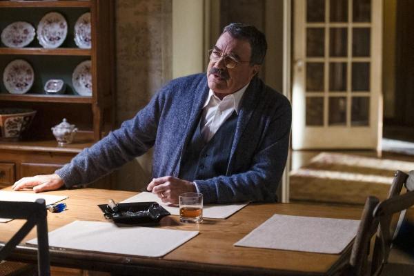 Bild 1 von 10: Frank Reagan (Tom Selleck)