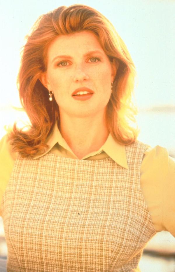 Bild 1 von 16: (1. Staffel) - Nikki Faber (Connie Britton) ist zwar eine gewissenhafte Buchhalterin, ihr chaotisches Privatleben lässt sie jedoch so manche Zahl vergessen - mit fatalen Folgen.
