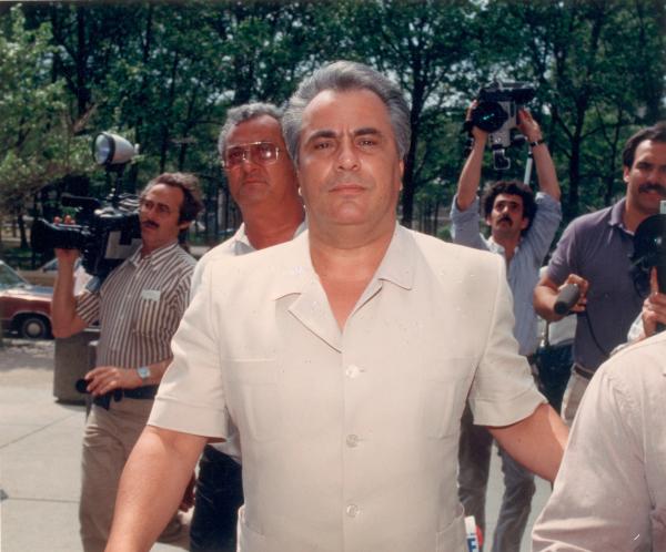 Bild 1 von 5: In den 80er Jahren gilt John Gotti als gefürchtetster Mann und ungekrönter König von New York. Er ist berüchtigt für seine Brutalität.