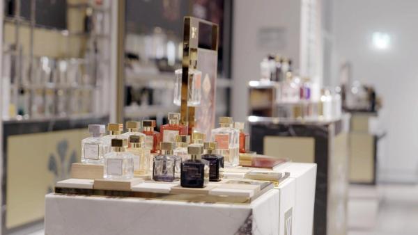 Bild 1 von 1: Im Bild: Parfumflaschen.